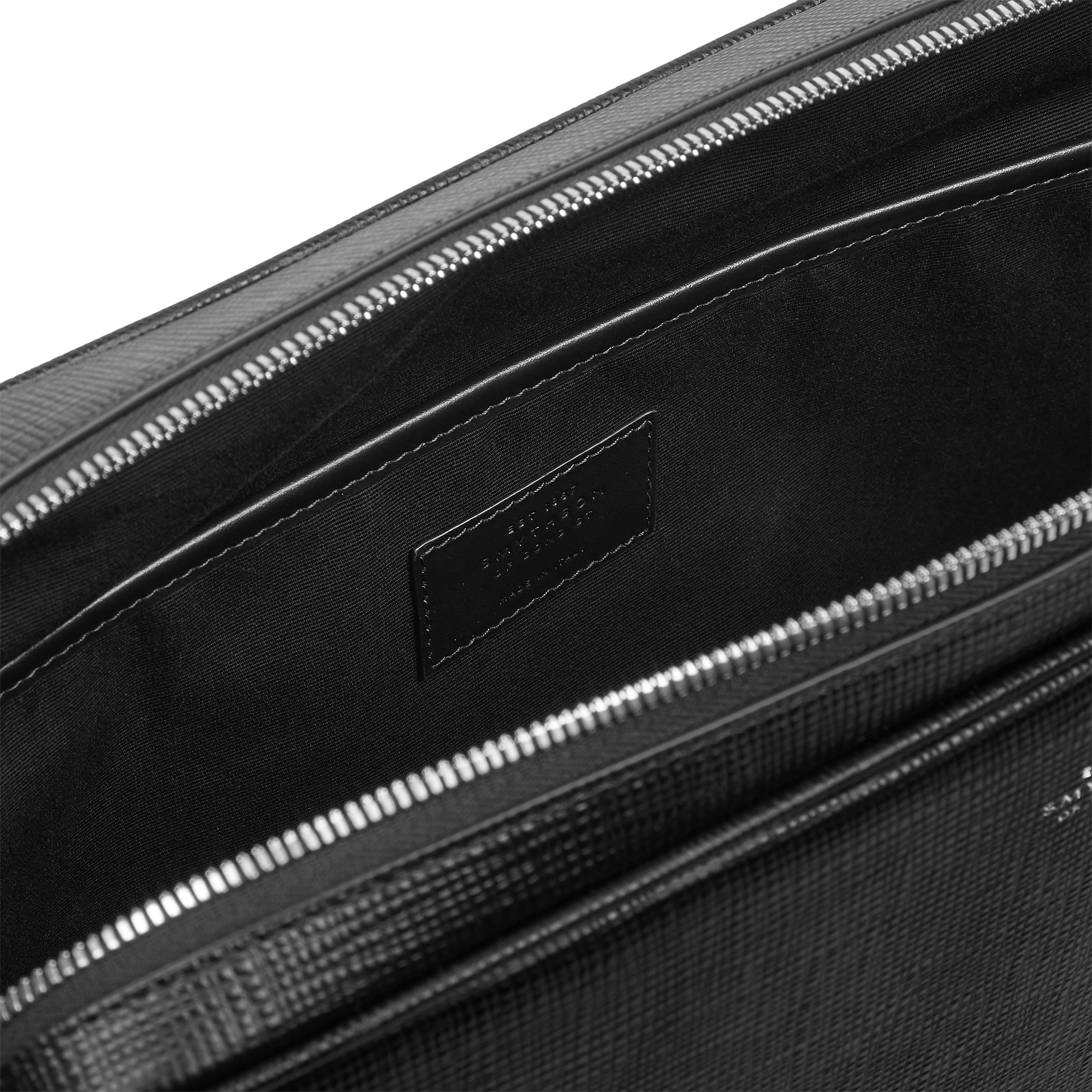 Slim Messenger Bag in Panama - Black