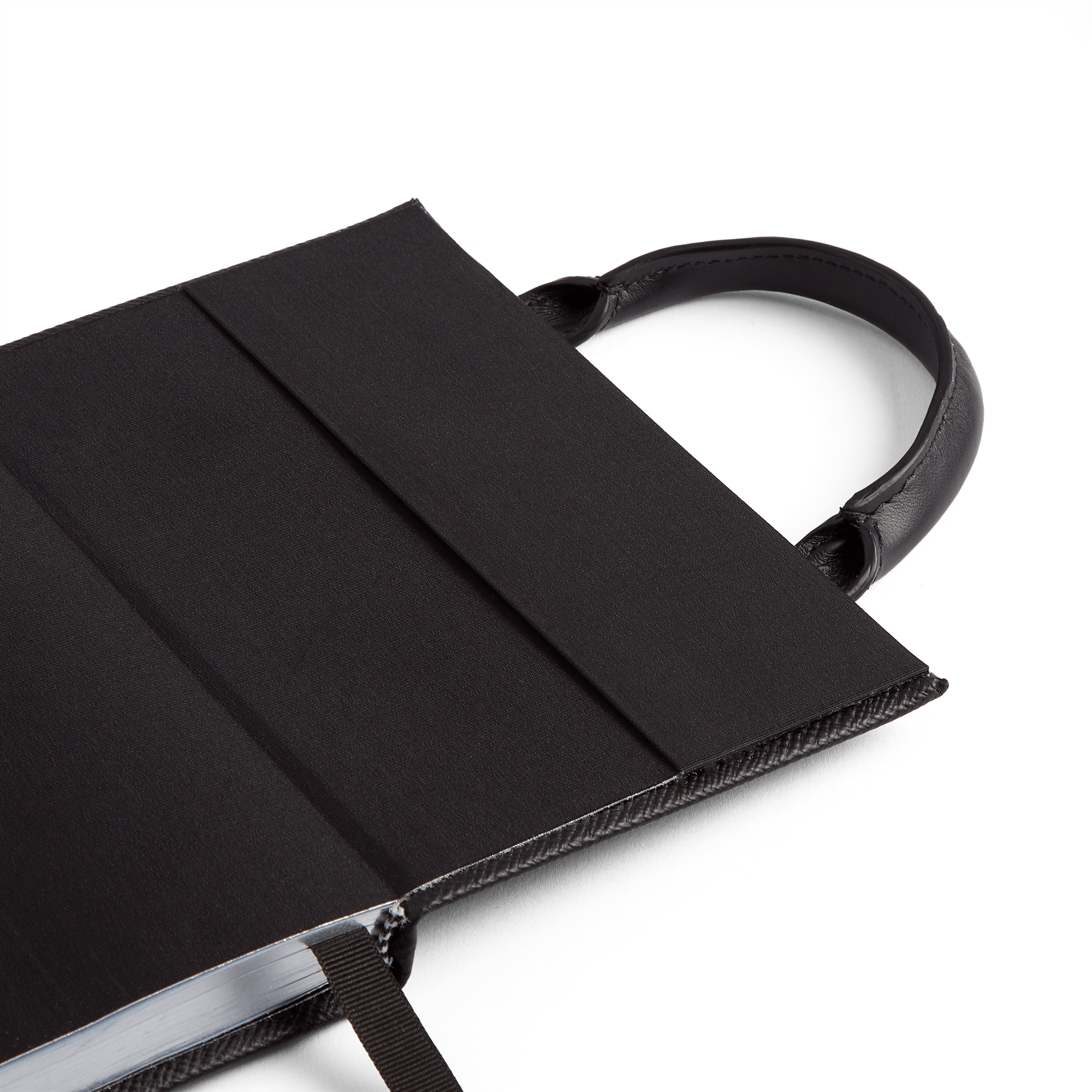 Smythson x sacai Chelsea Notebook in Panama - Sacai Black
