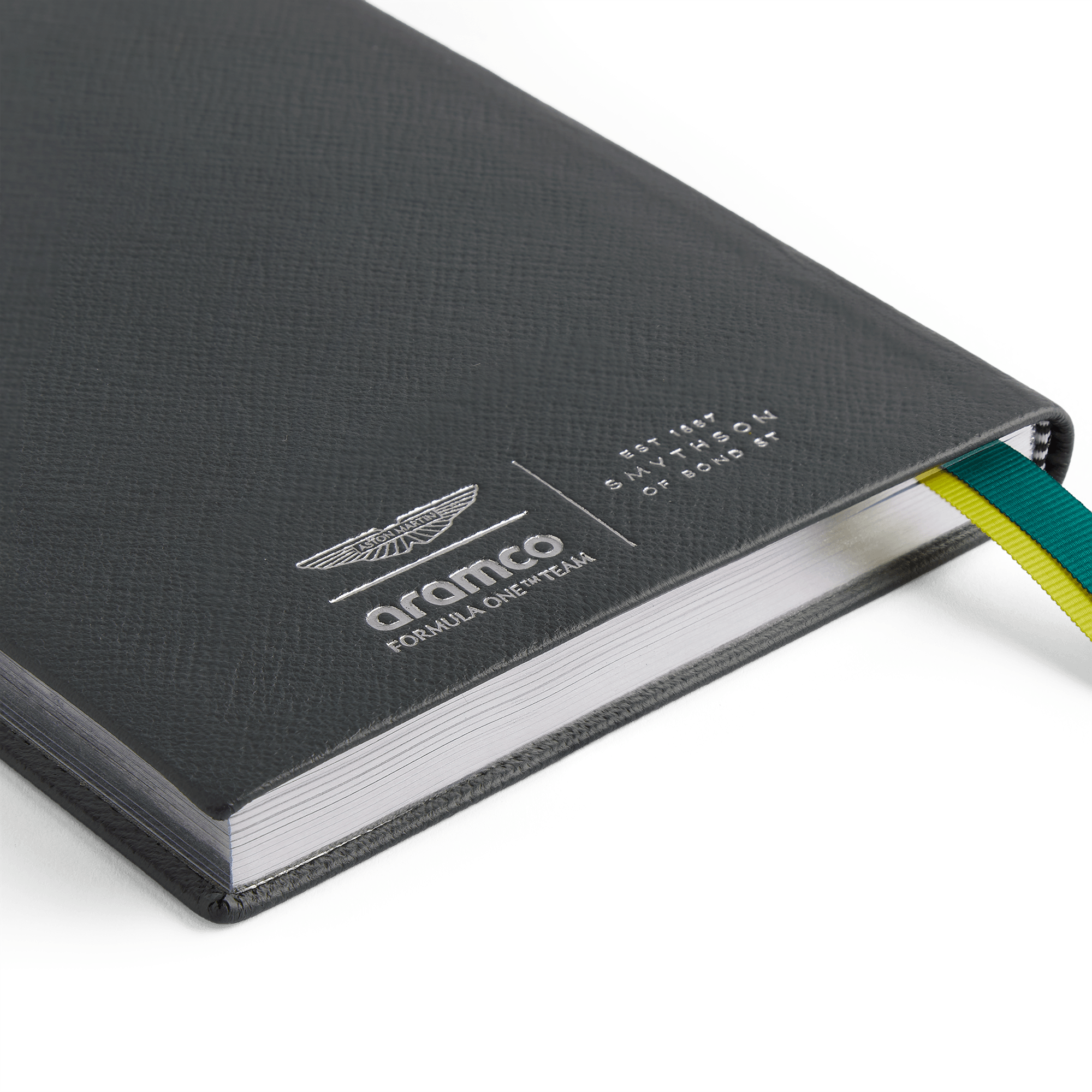 Smythson x Aston Martin Aramco F1® Team Soho Circuit-Tagebuch - Dunkler Schatten