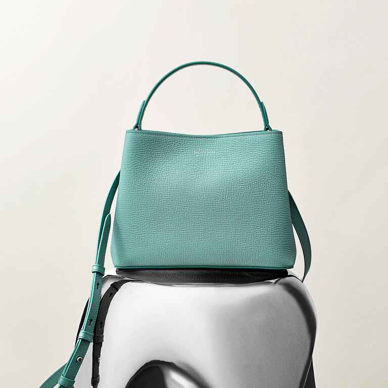 CROSSBODY BAGS