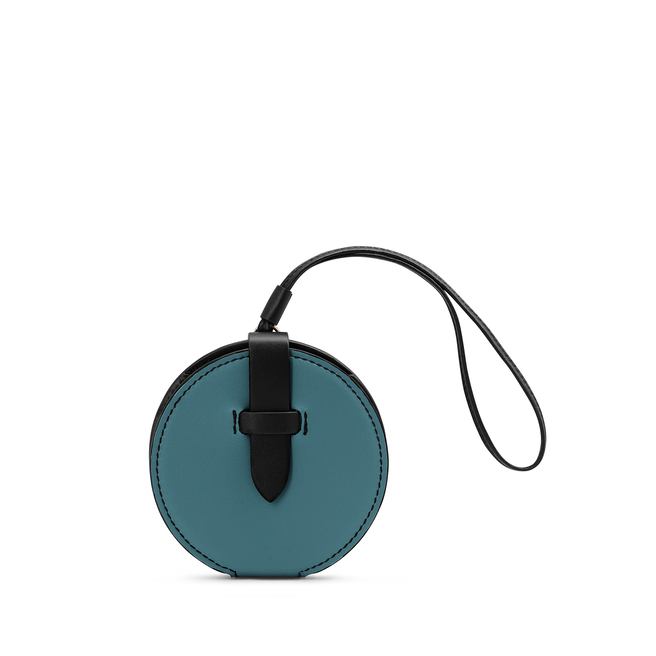 Circle Luggage Tag in Smooth Leather