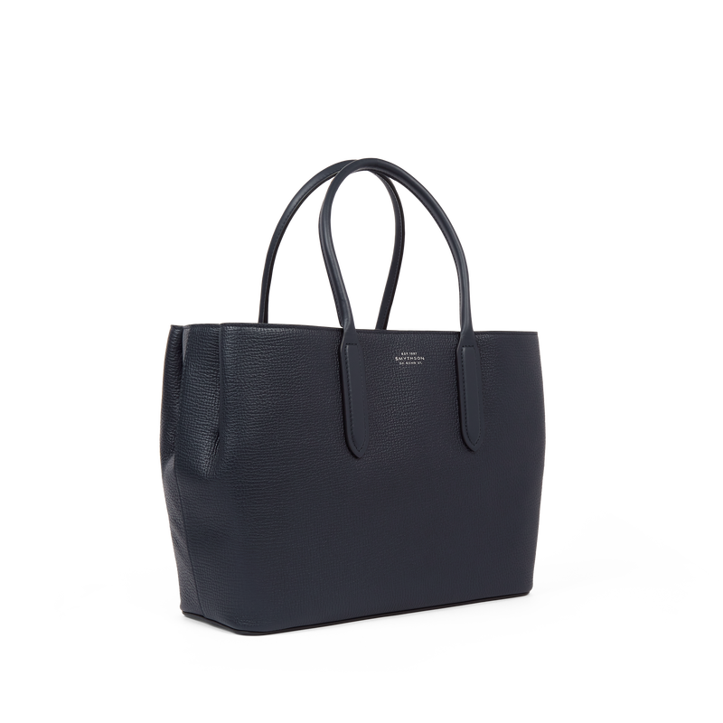 Small Day Tote with Zip in Ludlow