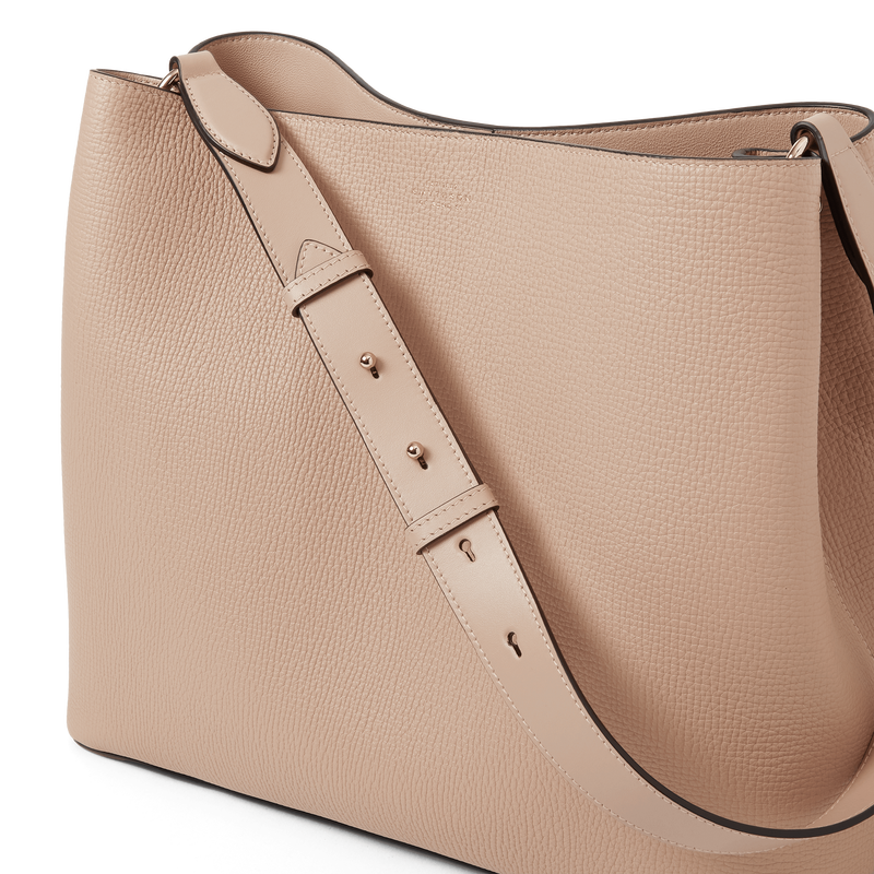 Shoulder Bag in Ludlow