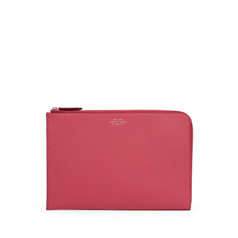 Slim Pouch in Panama