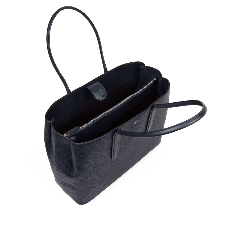 Day Tote with Zip in Ludlow