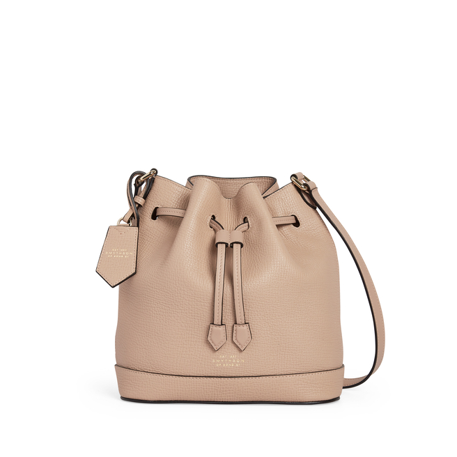 Small Bucket Bag in Ludlow