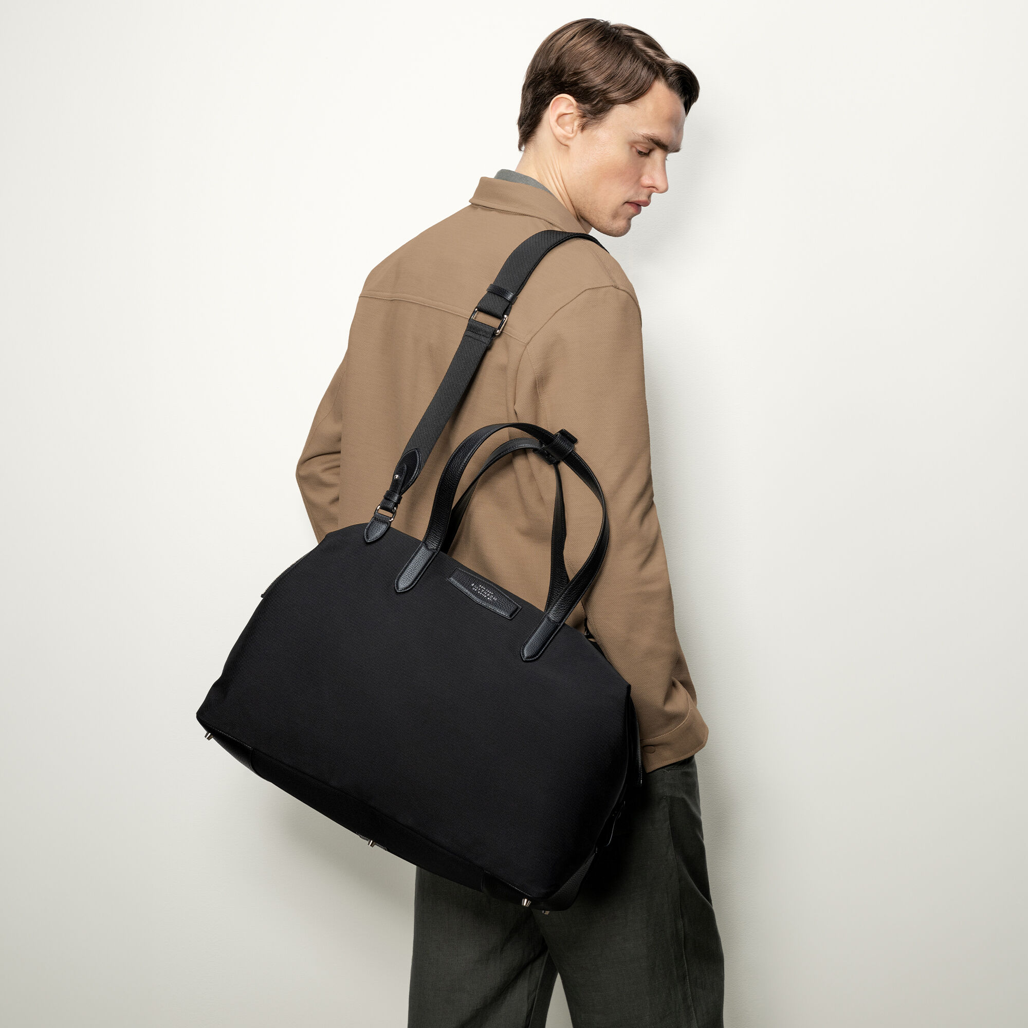 Travel Bag in Norton Canvas in black | Smythson