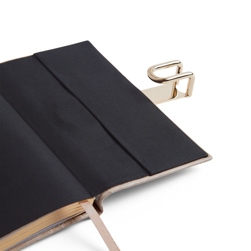 2025 Panama Weekly Diary with Slide in Mara