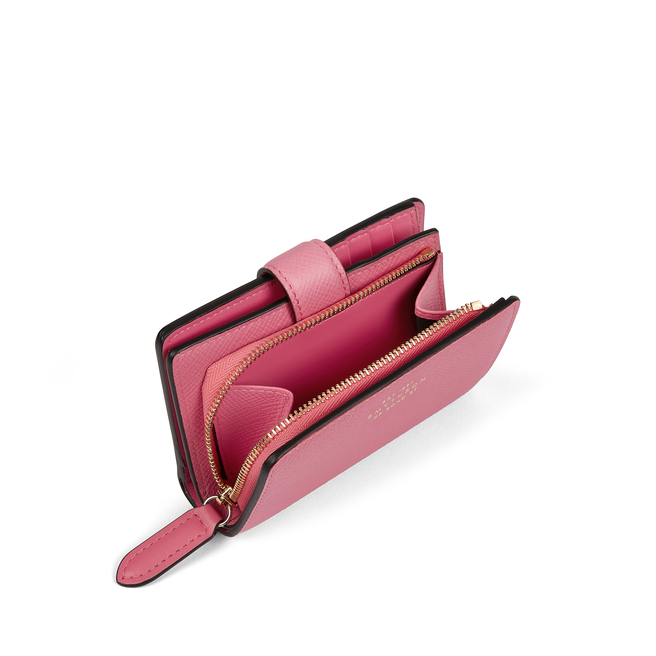 Small Continental Purse in Panama