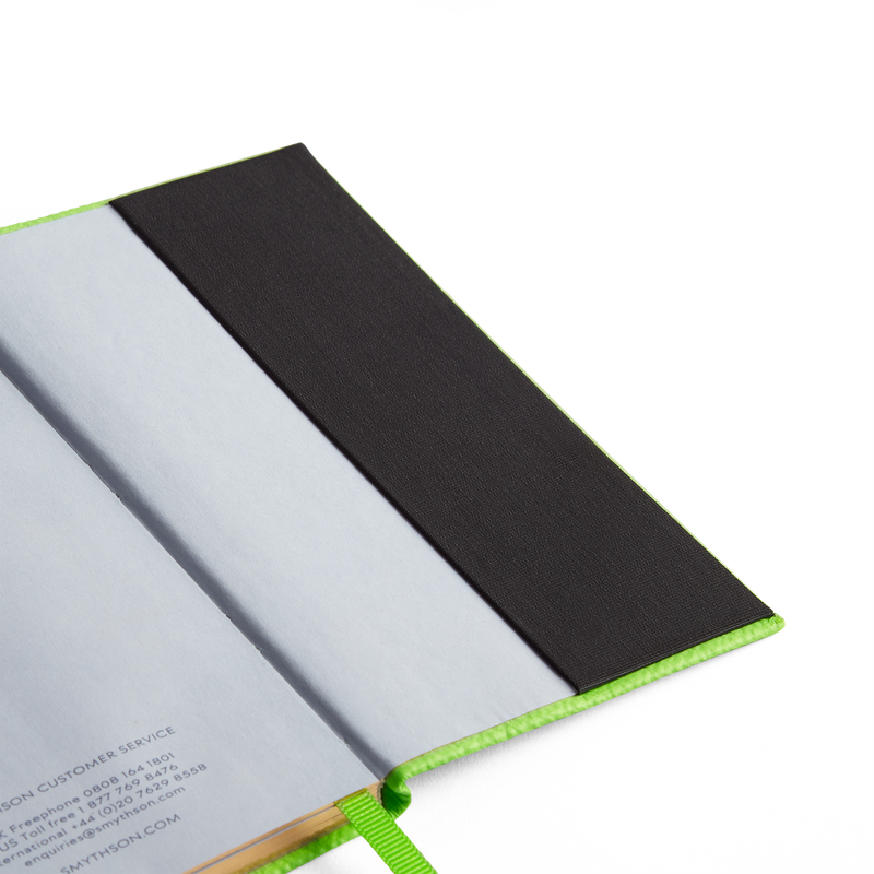 2025-2026 Panama Weekly Diary with Pocket