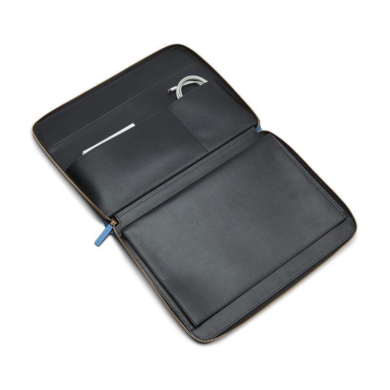 Large Folio with Zip in Panama