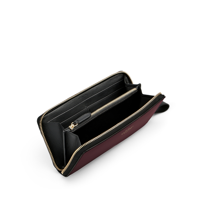 Large Zip Around Purse in Smooth Leather
