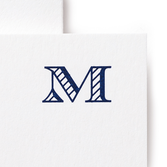 Alphabet-Karten M in Weiß