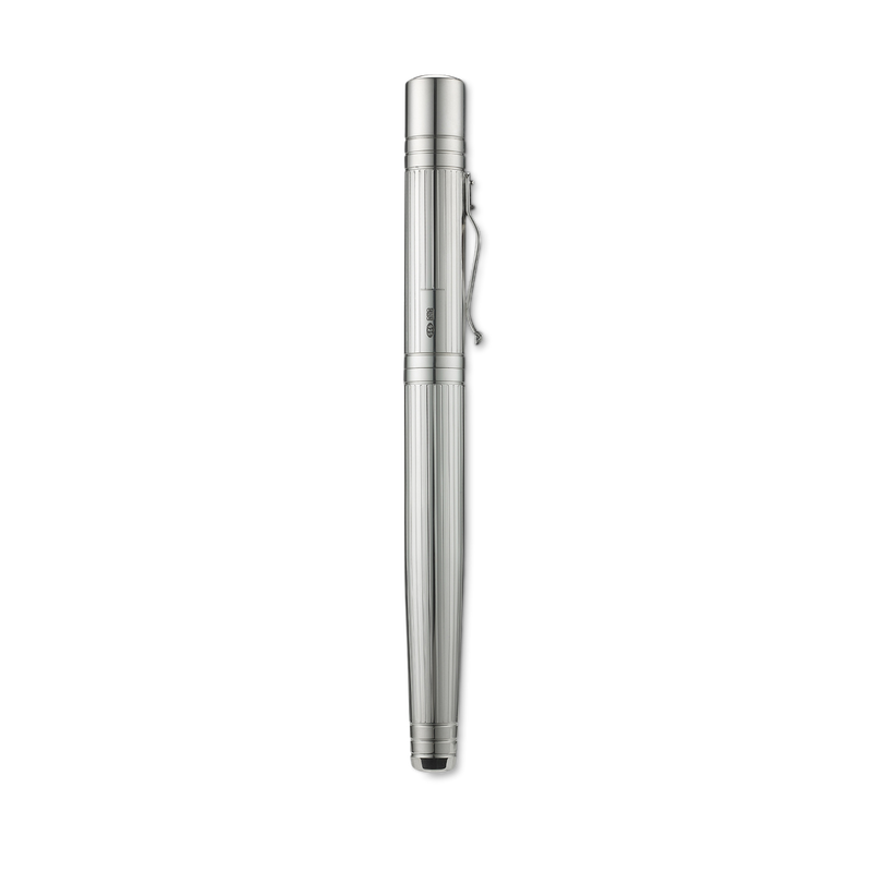 Penna stilografica grande