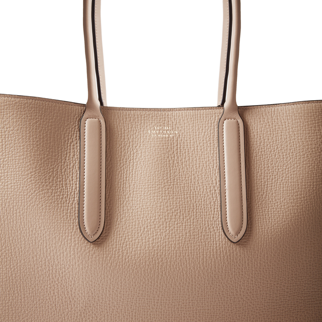 Day Tote Bag with Zip in Ludlow