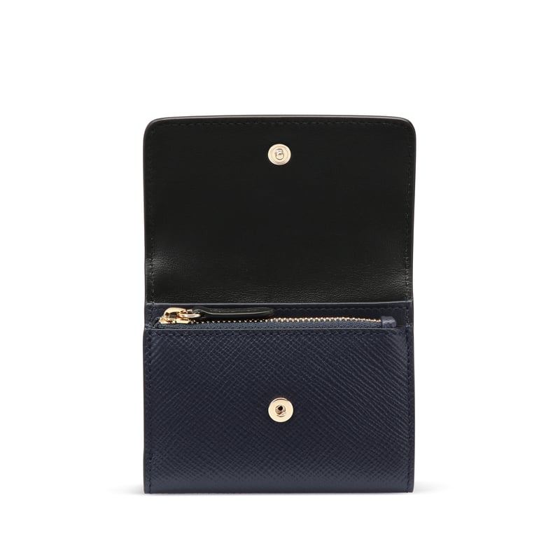 Compact Purse in Panama
