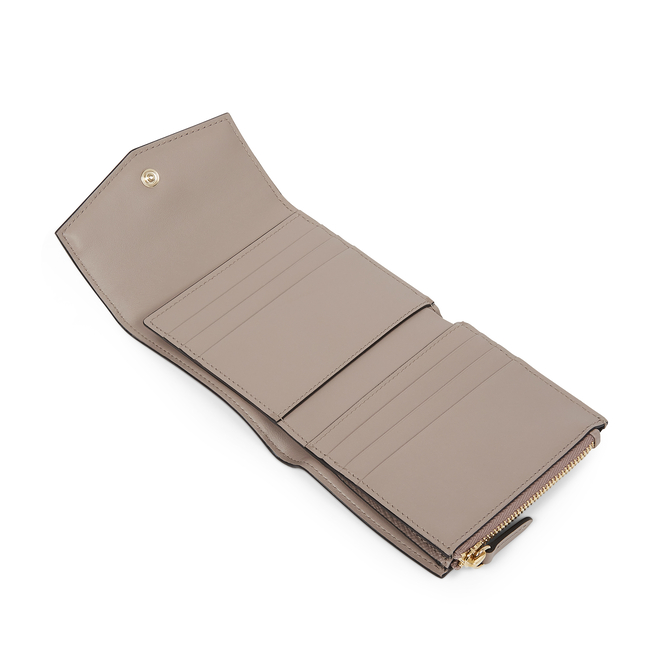 Envelope Compact Wallet in Panama