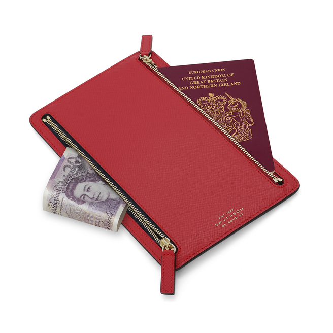 Flat Card Holder in Panama in scarlet red