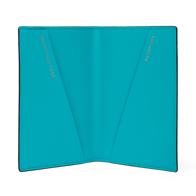 Passport Cover in Panama