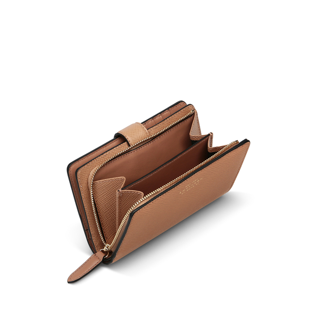 Continental Purse in Panama