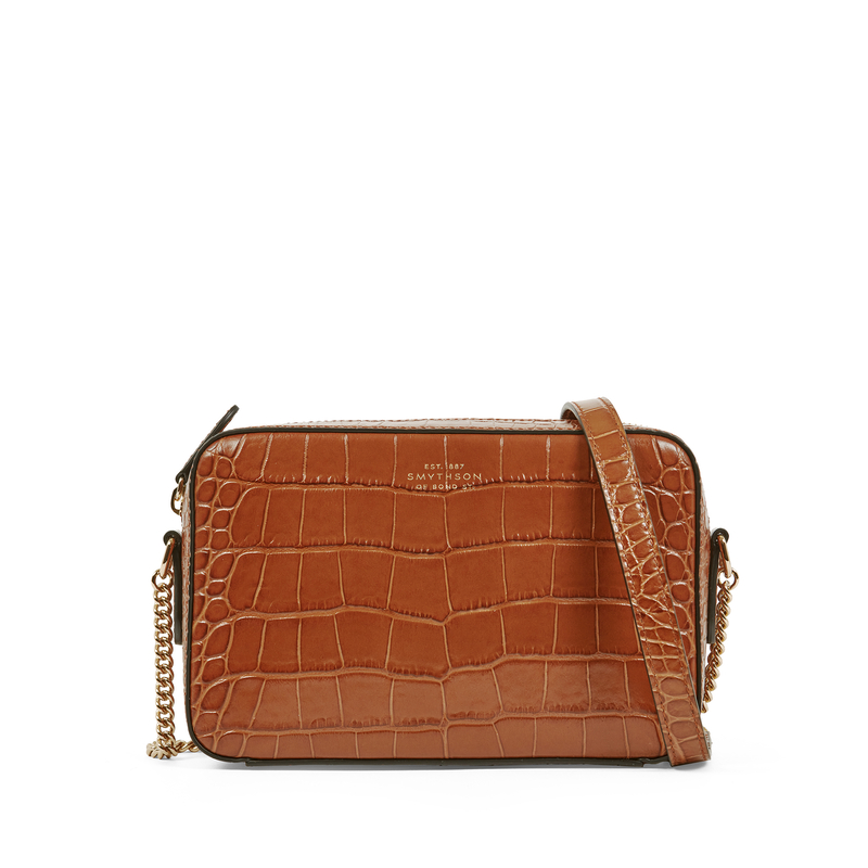 Camera Bag with Chain in Mara