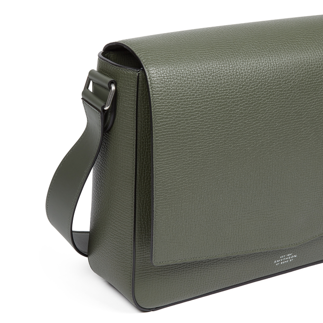 Messenger Bag in Ludlow