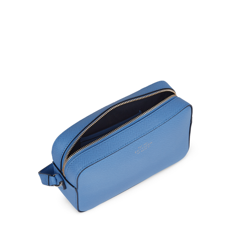 Small Camera Bag in Panama