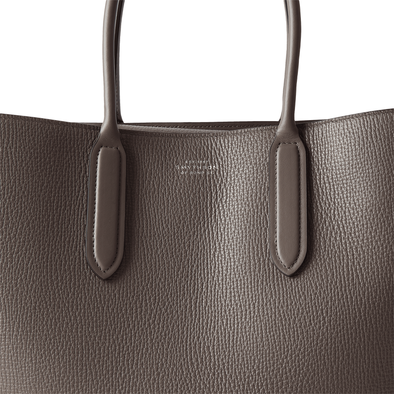Small Day Tote Bag with Zip in Ludlow