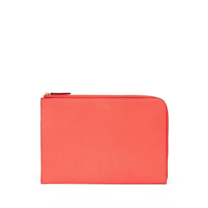 Slim Pouch in Panama