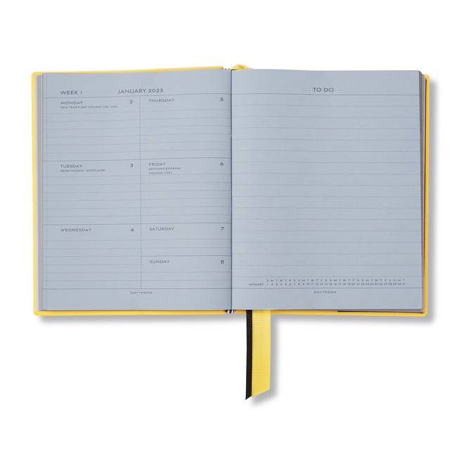 2023 Premier Week-To-View Fashion Diary in Panama