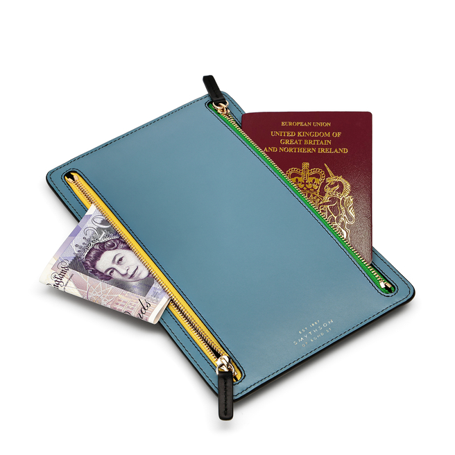 Zip Currency Case in Smooth Leather