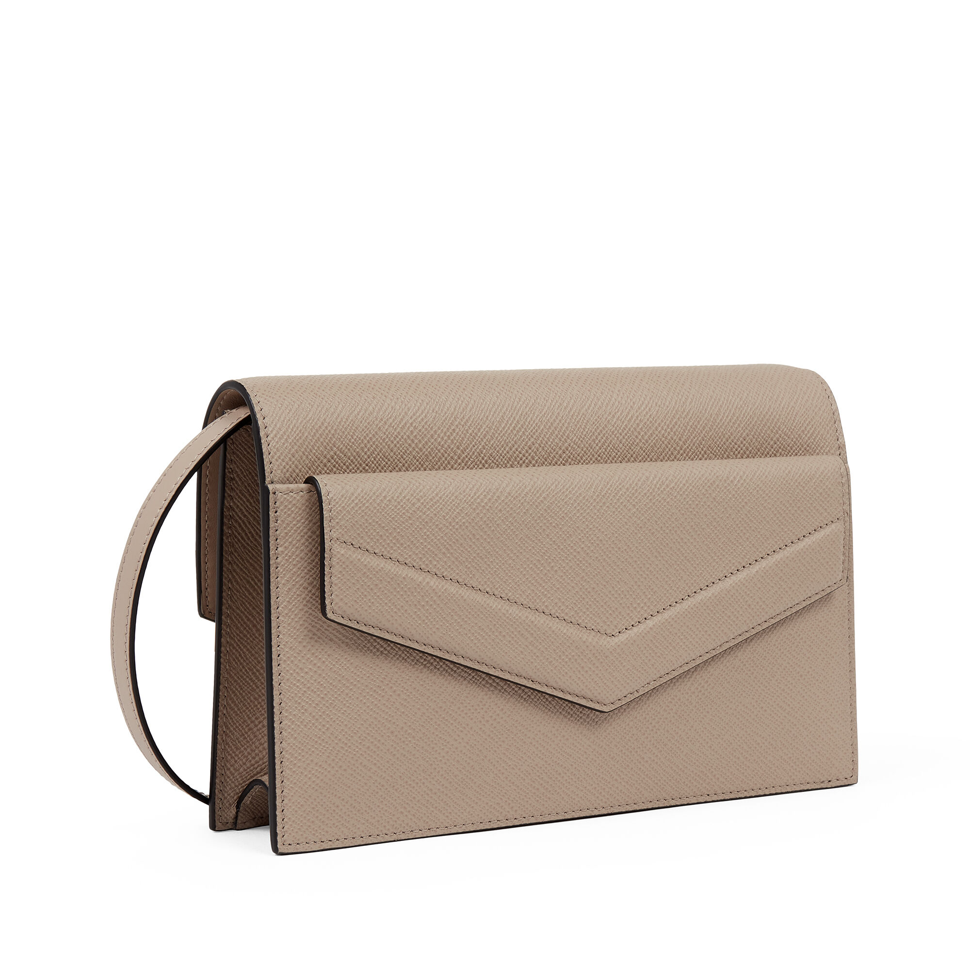 Panamaレザー Envelopeクロスボディバッグ in sandstone | Smythson