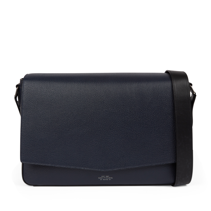 Messenger Bag in Ludlow
