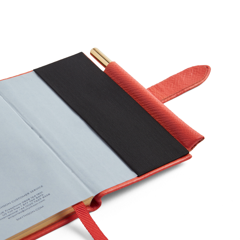2025 Wafer Weekly Diary with Pencil in Panama