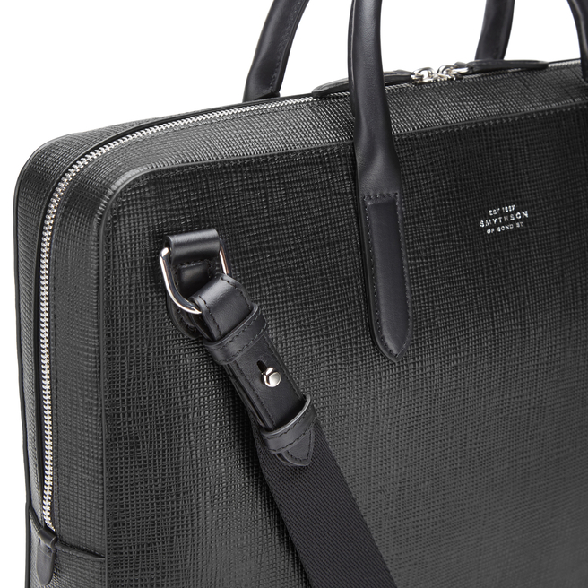 Lightweight Slim Briefcase in Panama