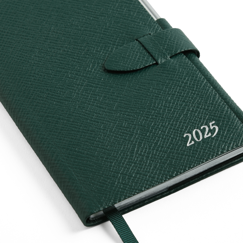 2025 Panama Weekly Agenda with Pencil 