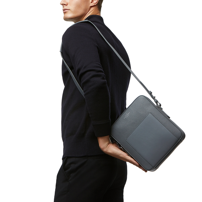 Panama Reporter Bag