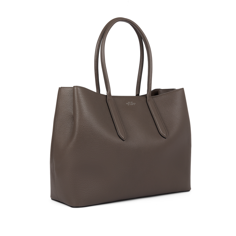 Day Tote with Zip  in Ludlow