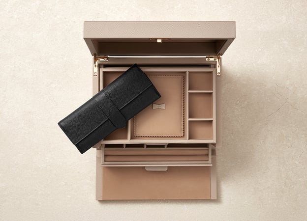 Valentines | Smythson