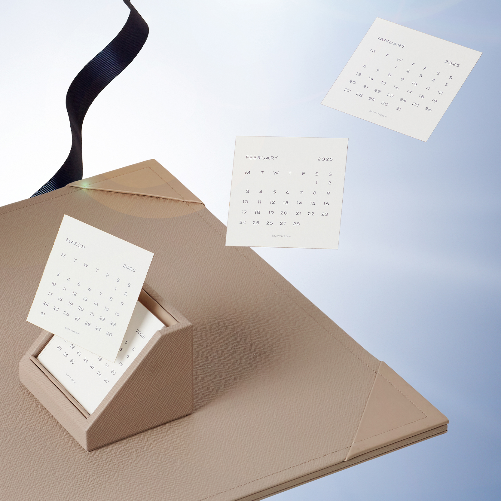 ARTICOLI PER LA SCRIVANIA | Smythson ARTICOLI PER LA SCRIVANIA | Smythson
