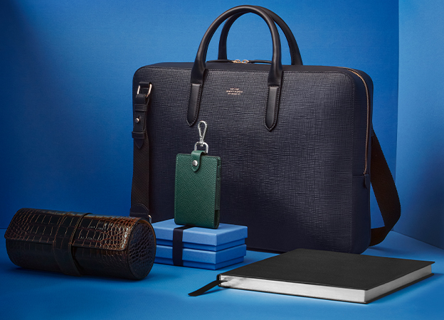 Smythson leather British Luxury diary - gift ideas - Hardbound book  BRUNCHES LUNCHES SUPPERS DINNERS 