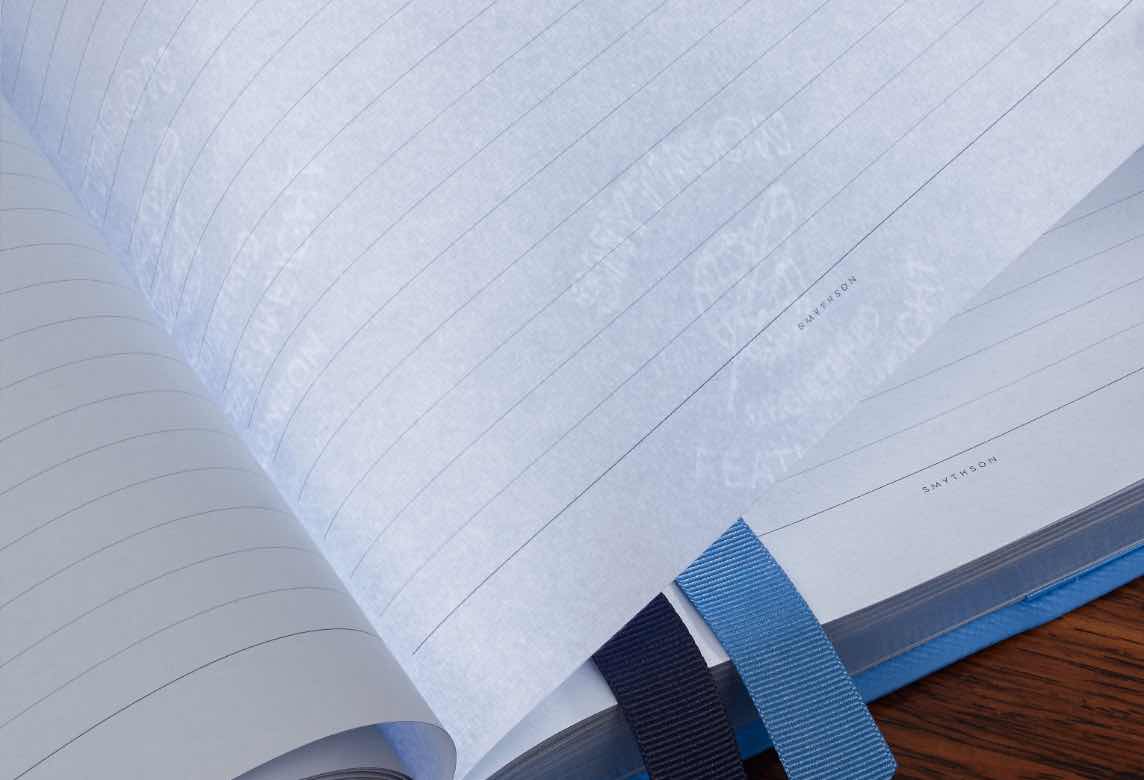 2022 Featherweight Paper | Smythson 2022 Featherweight Paper | Smythson