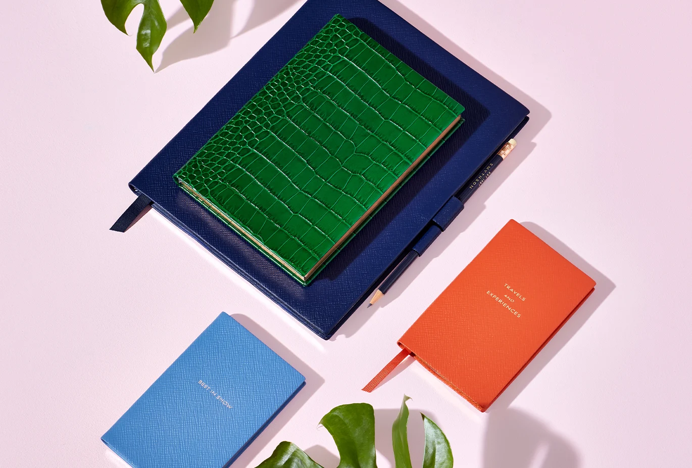 2023年版レザー手帳＆システム手帳 | Smythson