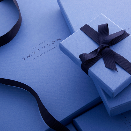 Small Square Trinket Case in Panama in black | Smythson